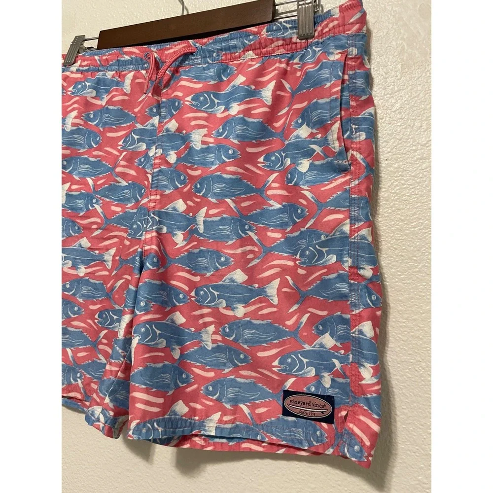 Vineyard Vines Swim Trunks Boys L (16) Pink Blue Fish Print Excellent Nautical